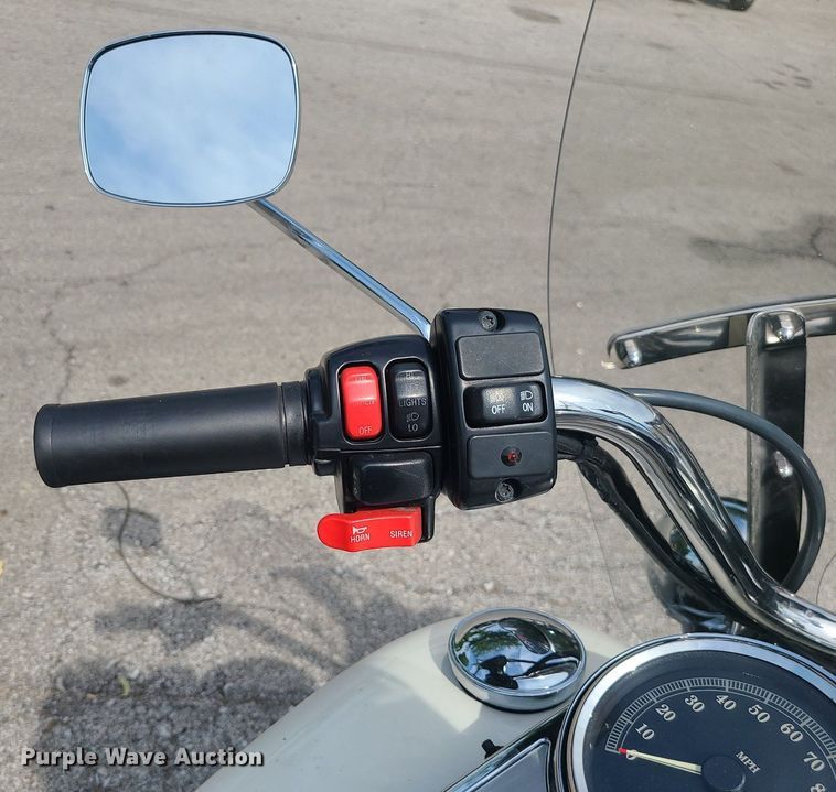 image for item BR9818 2013 Harley Davidson Road King Police  motorcycle