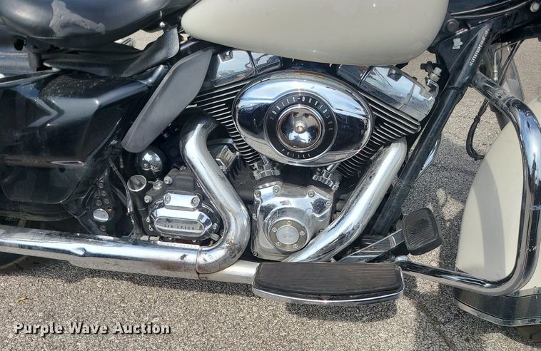 image for item BR9818 2013 Harley Davidson Road King Police  motorcycle