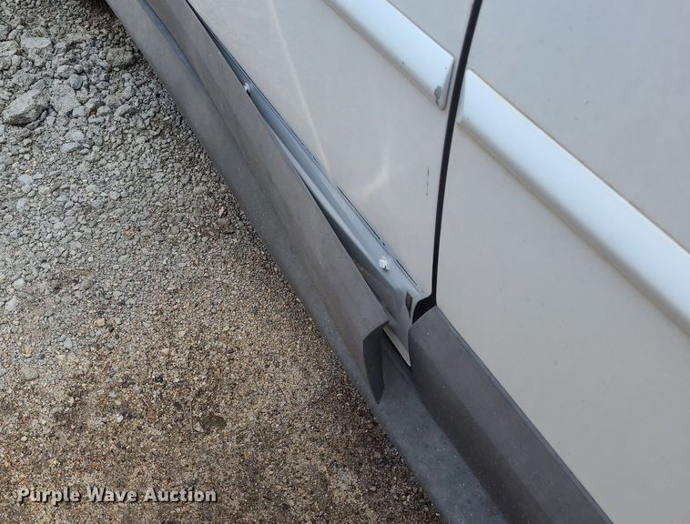 image for item DK1975 2008 Pontiac Vibe  SUV