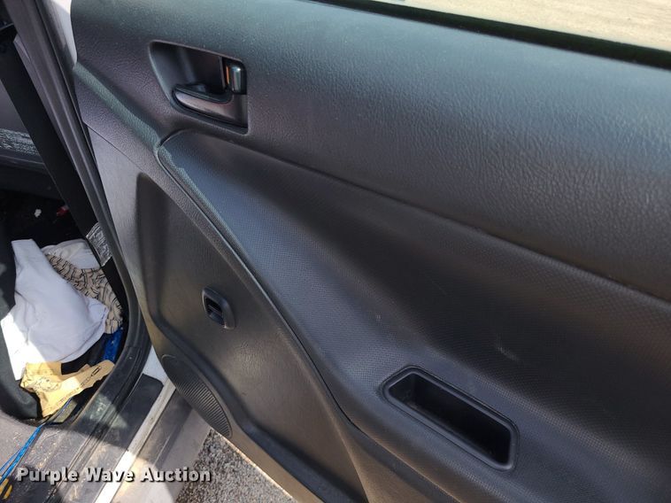 image for item DK1975 2008 Pontiac Vibe  SUV