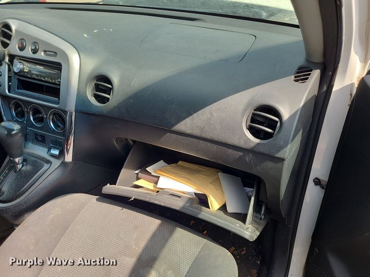 image for item DK1975 2008 Pontiac Vibe  SUV