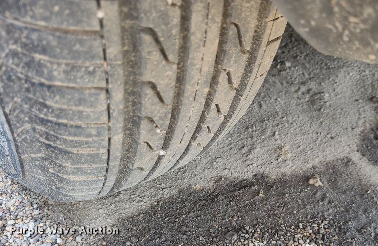 image for item DK1975 2008 Pontiac Vibe  SUV