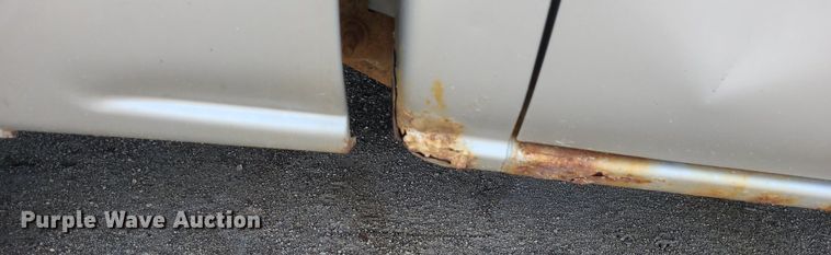 image for item DK1977 2004 GMC Sierra 1500  Crew Cab pickup truck