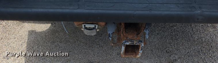 image for item DK1977 2004 GMC Sierra 1500  Crew Cab pickup truck