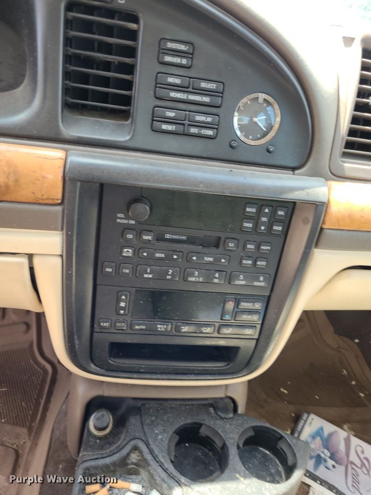 image for item DK1978 1998 Lincoln Continental