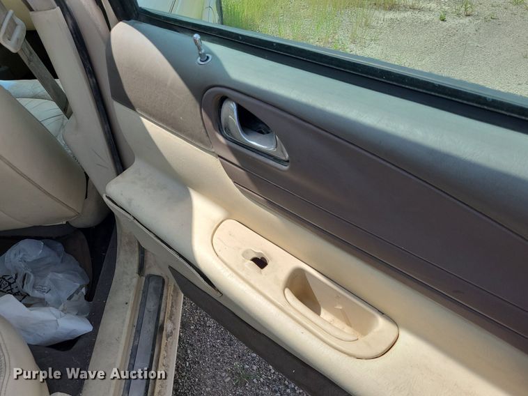 image for item DK1978 1998 Lincoln Continental