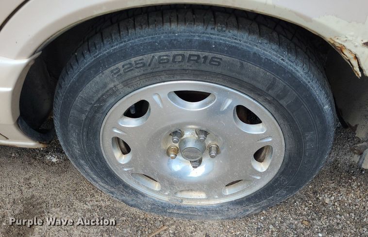 image for item DK1978 1998 Lincoln Continental