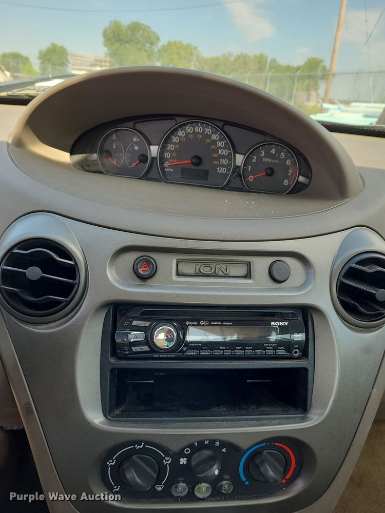 image for item DK1979 2004 Saturn Ion