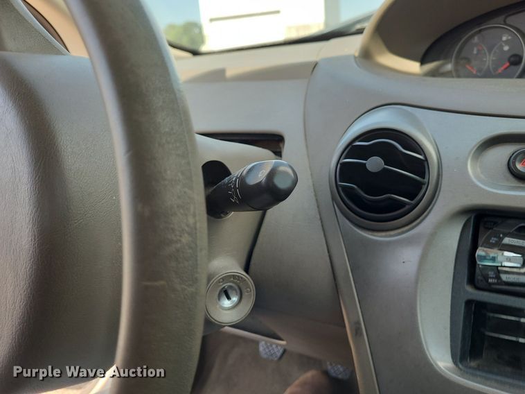 image for item DK1979 2004 Saturn Ion