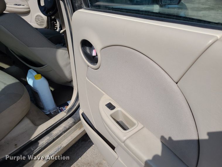 image for item DK1979 2004 Saturn Ion