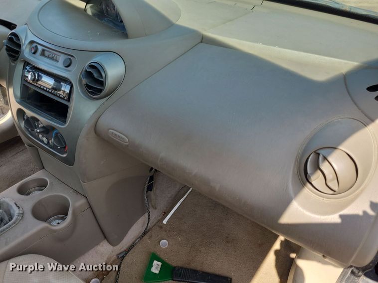 image for item DK1979 2004 Saturn Ion