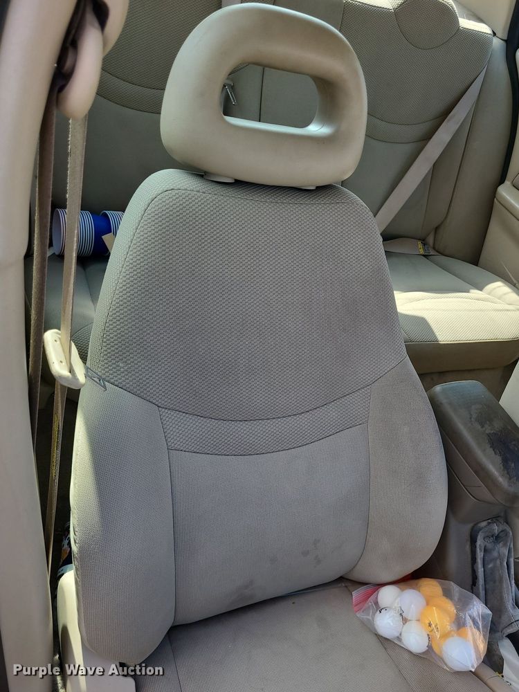 image for item DK1979 2004 Saturn Ion