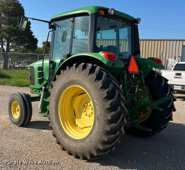 image for item DN3043 2009 John Deere 6330  tractor