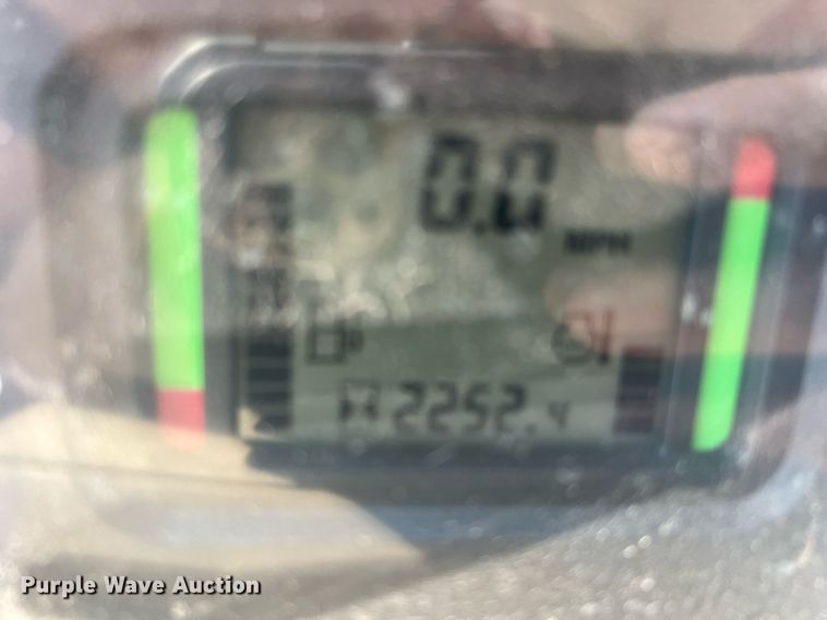 image for item DN3043 2009 John Deere 6330  tractor