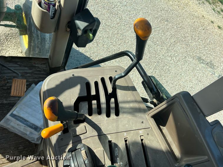 image for item DN3043 2009 John Deere 6330  tractor