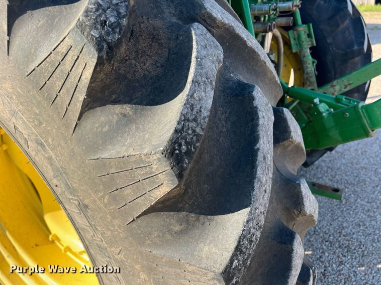 image for item DN3043 2009 John Deere 6330  tractor