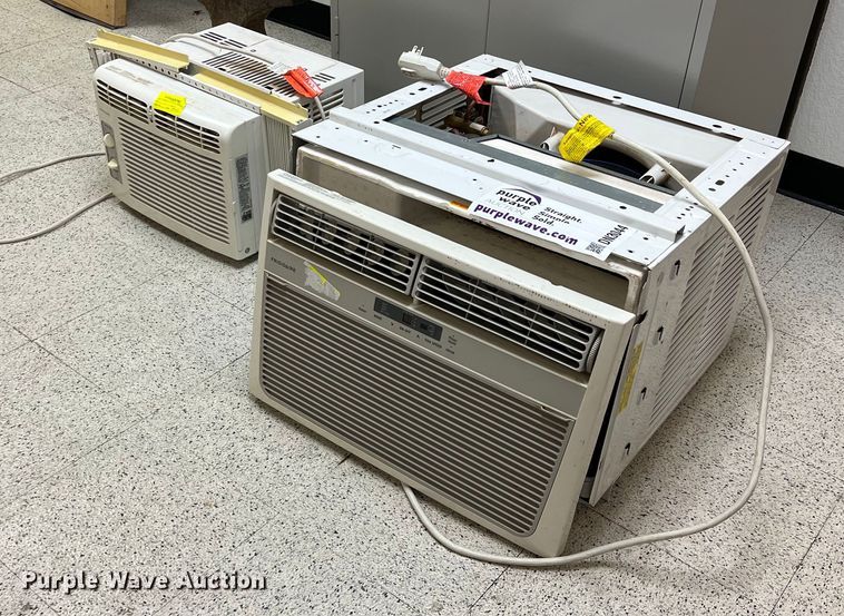 image for item DN3044 (2) Fridgidaire air conditioners