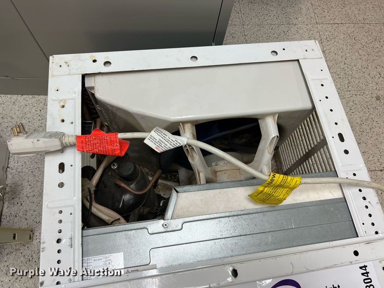 image for item DN3044 (2) Fridgidaire air conditioners