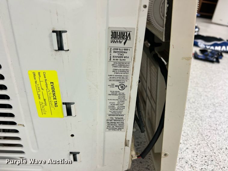 image for item DN3044 (2) Fridgidaire air conditioners