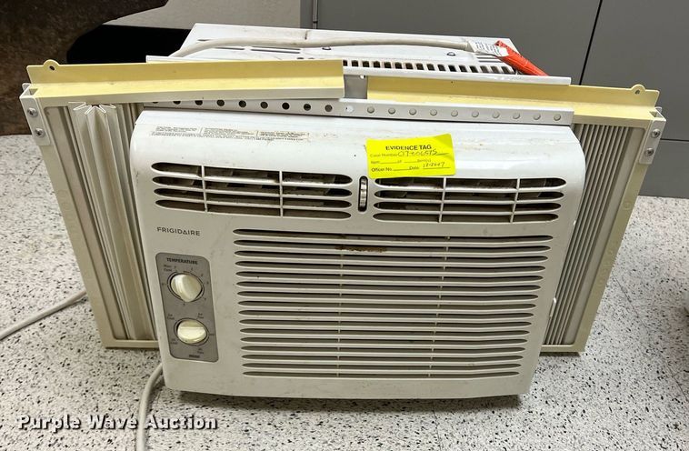 image for item DN3044 (2) Fridgidaire air conditioners