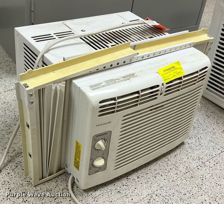 image for item DN3044 (2) Fridgidaire air conditioners