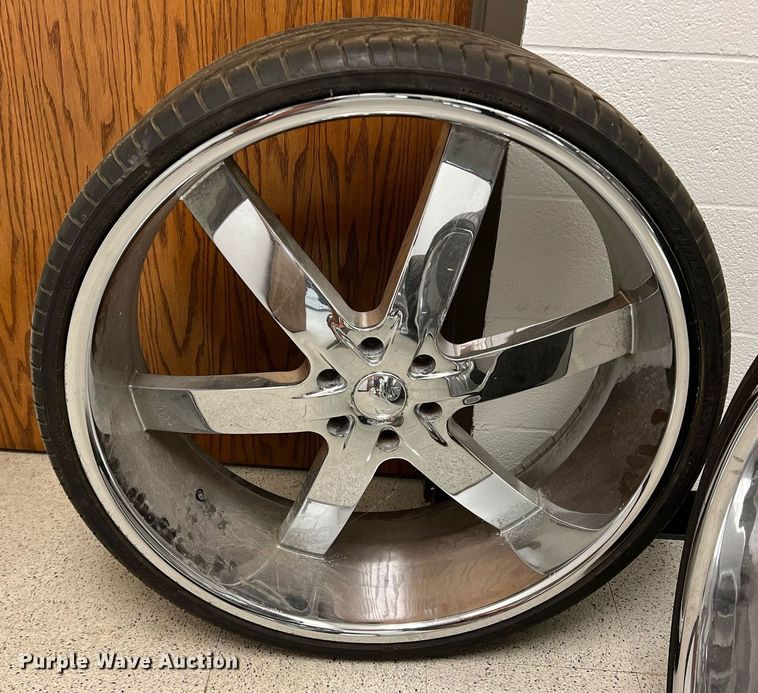 image for item DN3045 (4) 295/25ZR28 tires and wheels