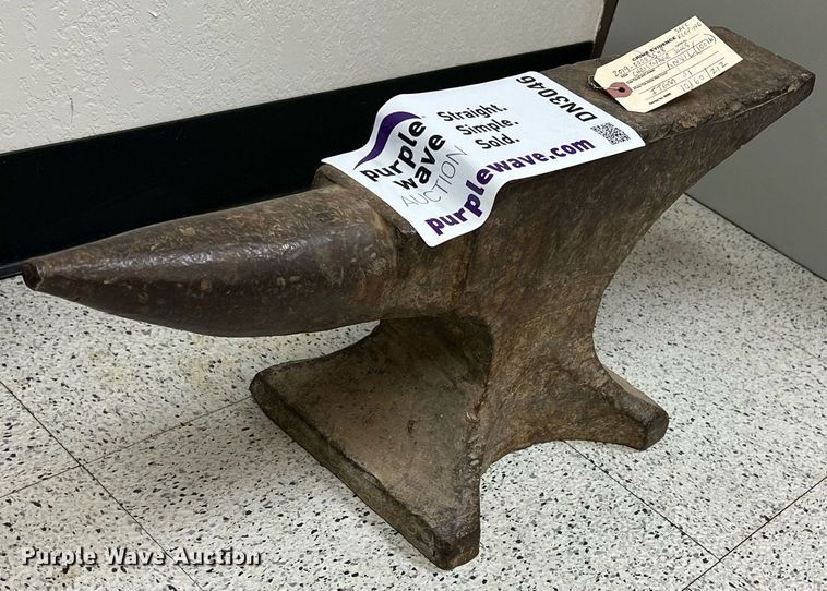 image for item DN3046 Steel anvil