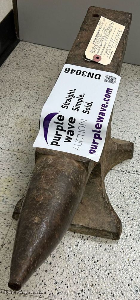 image for item DN3046 Steel anvil