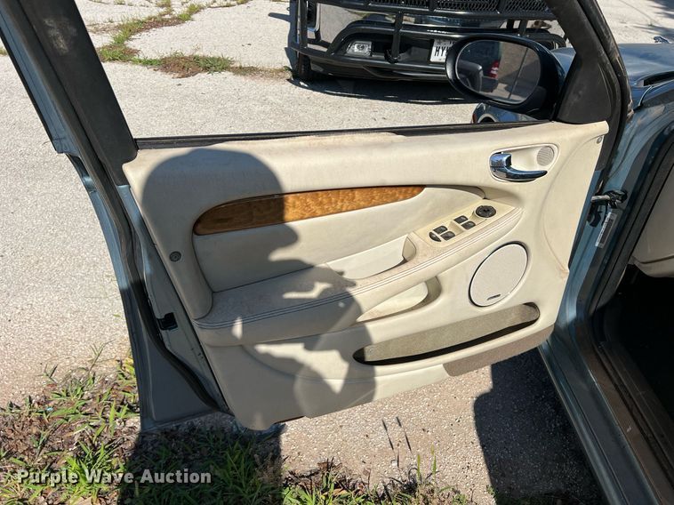 image for item DN3049 2006 Jaguar X-Type