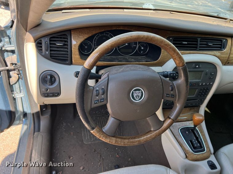 image for item DN3049 2006 Jaguar X-Type