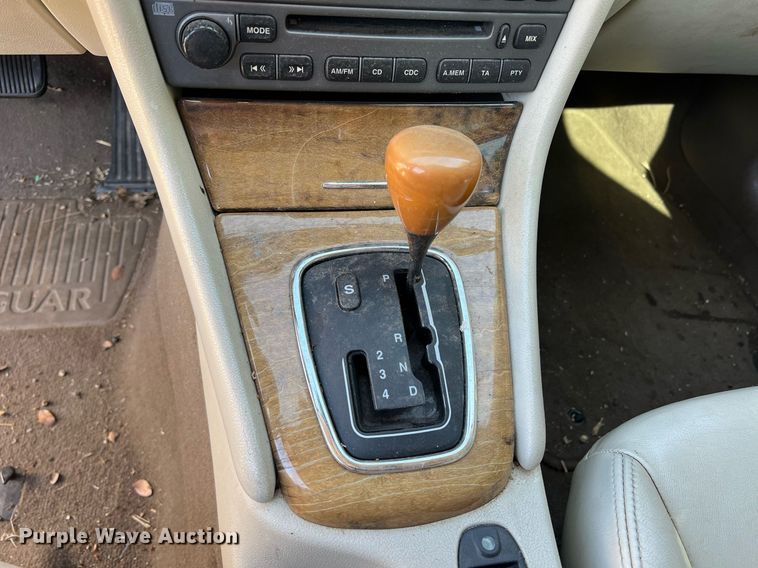 image for item DN3049 2006 Jaguar X-Type