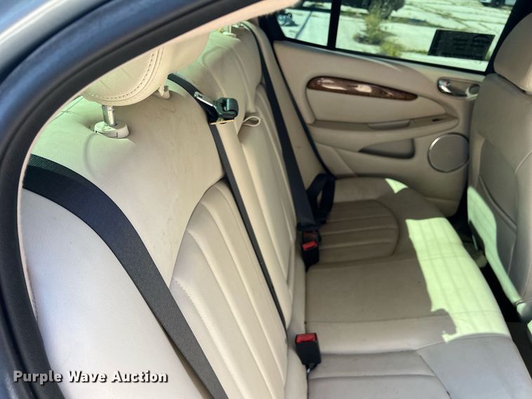 image for item DN3049 2006 Jaguar X-Type