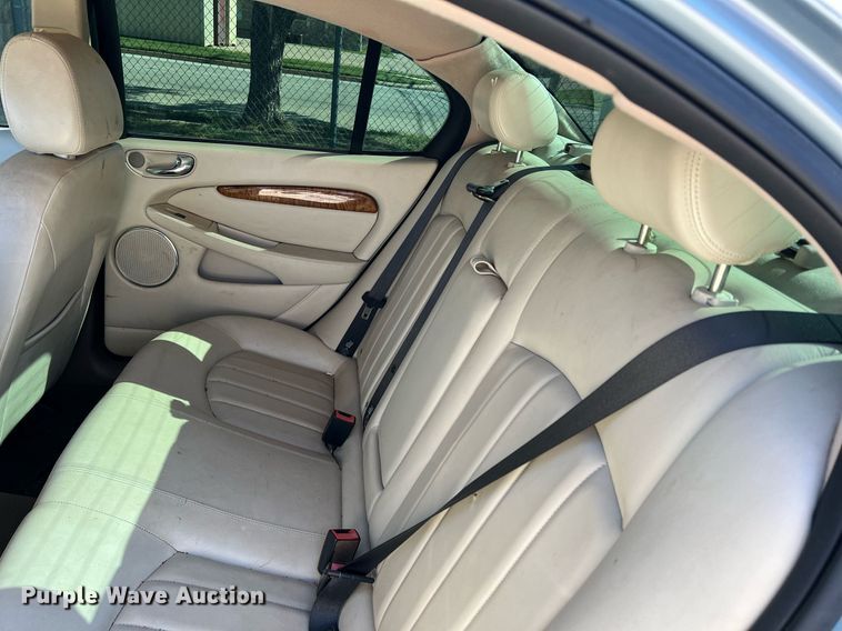 image for item DN3049 2006 Jaguar X-Type