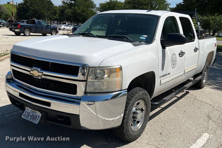image for item DN3050 2009 Chevrolet Silverado 2500HD  Crew Cab pickup truck