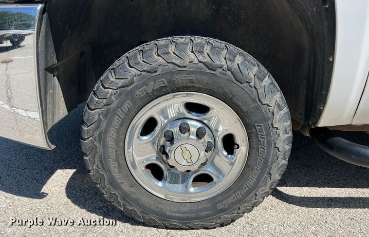 image for item DN3050 2009 Chevrolet Silverado 2500HD  Crew Cab pickup truck