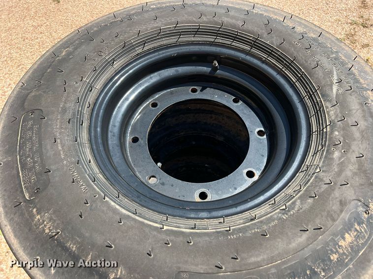 image for item DN3051 (5) 7.50-15 tires