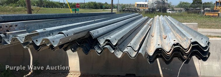 image for item DN3052 Approximately 160 guard rails