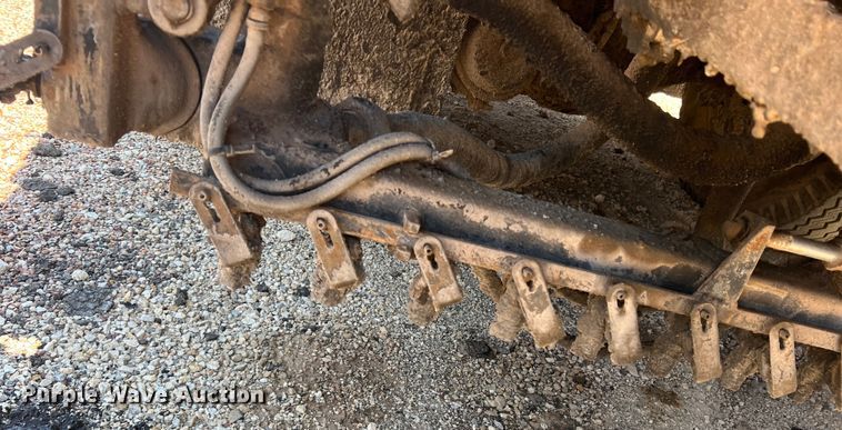 image for item DN3053 1987 Ford C8000  oil distributor truck