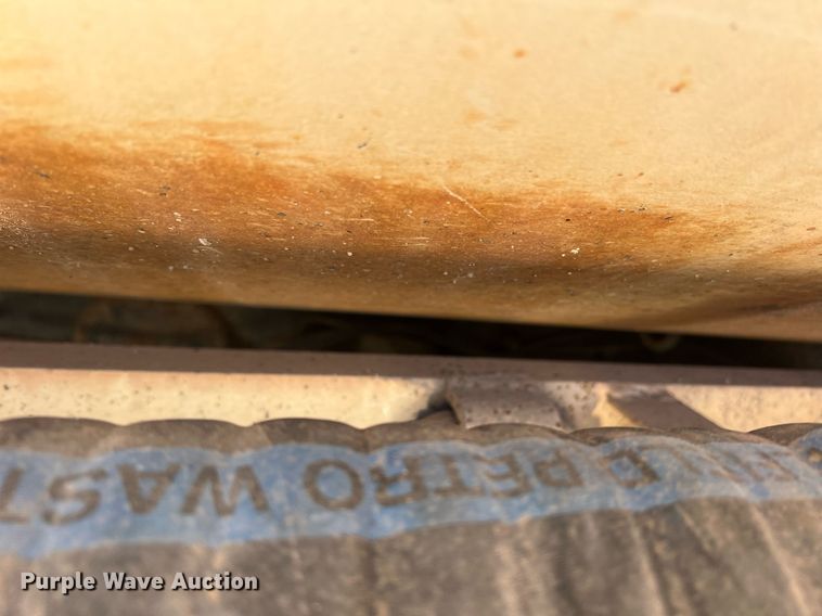 image for item DN3054 1995 Ford L9000  water truck