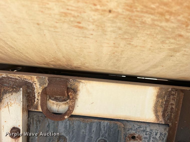 image for item DN3054 1995 Ford L9000  water truck