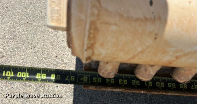 image for item DN3054 1995 Ford L9000  water truck