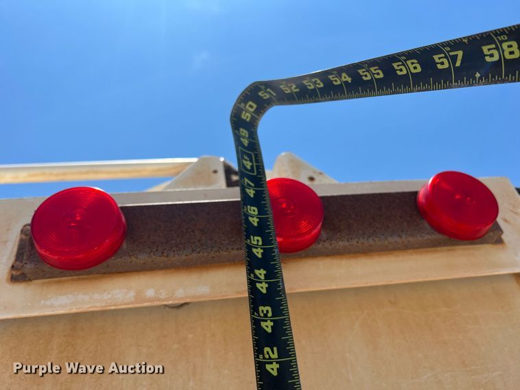 image for item DN3054 1995 Ford L9000  water truck