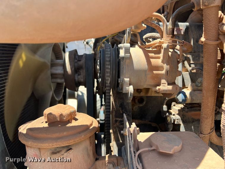 image for item DN3054 1995 Ford L9000  water truck