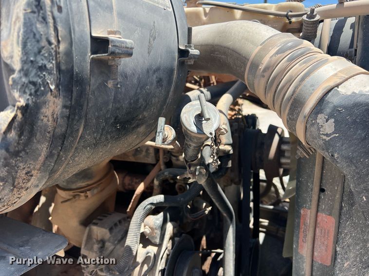 image for item DN3054 1995 Ford L9000  water truck