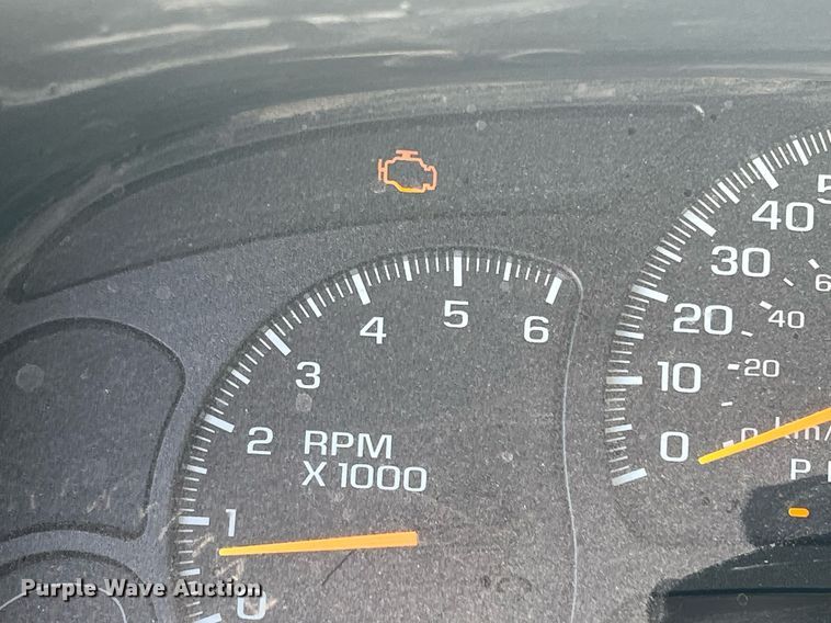 image for item DN3055 2006 Chevrolet Silverado 1500  Crew Cab pickup truck