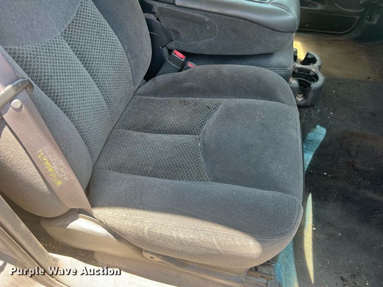 image for item DN3055 2006 Chevrolet Silverado 1500  Crew Cab pickup truck