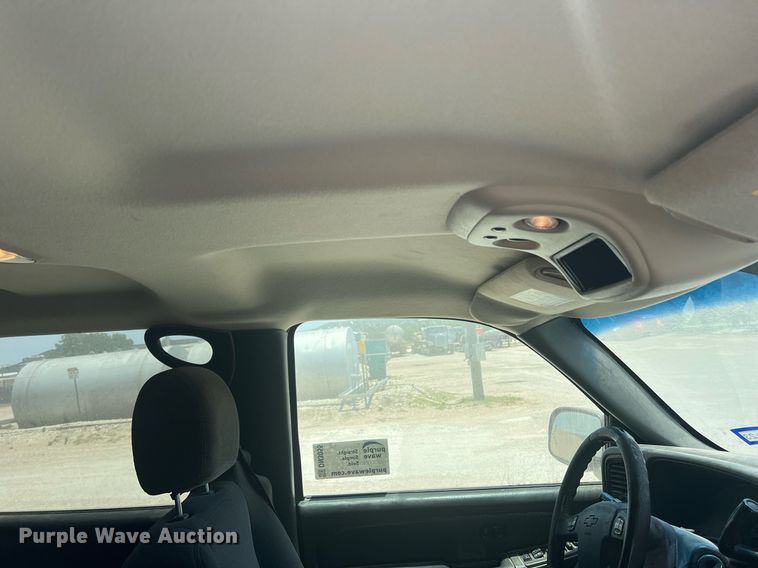 image for item DN3055 2006 Chevrolet Silverado 1500  Crew Cab pickup truck