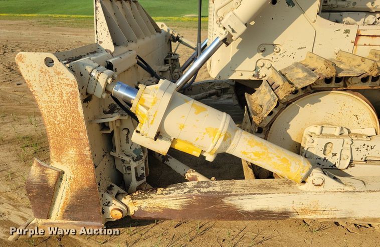 image for item DN4002 Caterpillar D7F  dozer