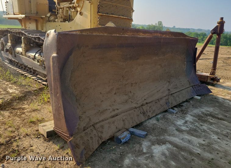 image for item DN4003 1977 Caterpillar D8K  dozer
