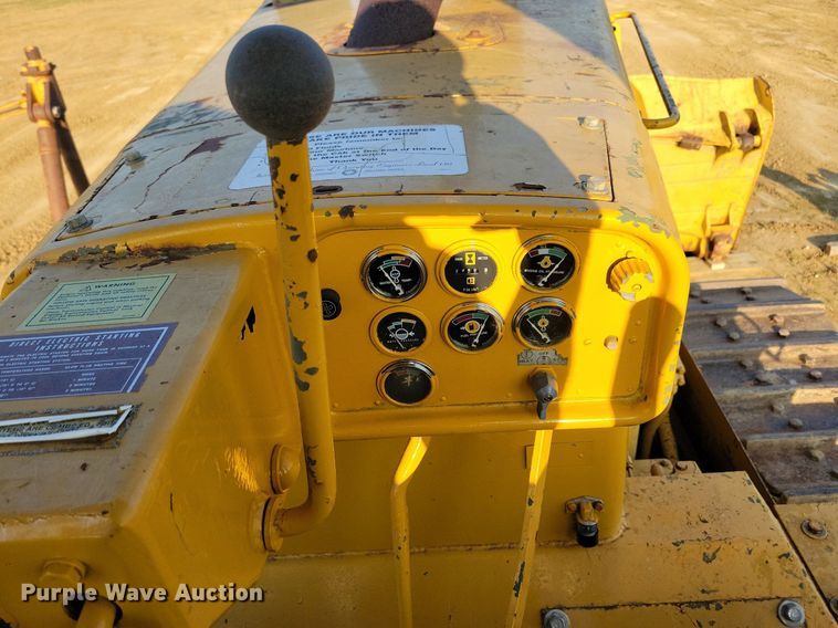 image for item DN4003 1977 Caterpillar D8K  dozer